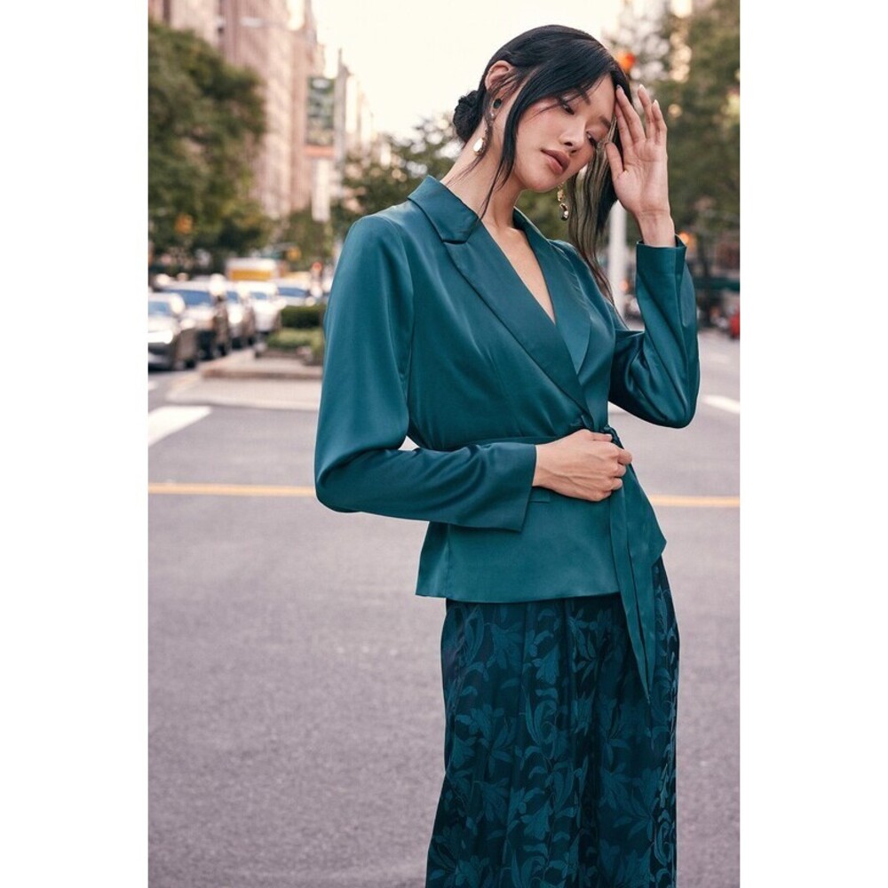 Lulus Chic Aspirations Emerald Green Satin Blazer - Size S